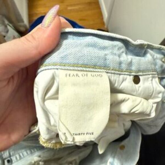 Men’s Fear of God light wash jean - Picture 3 of 5